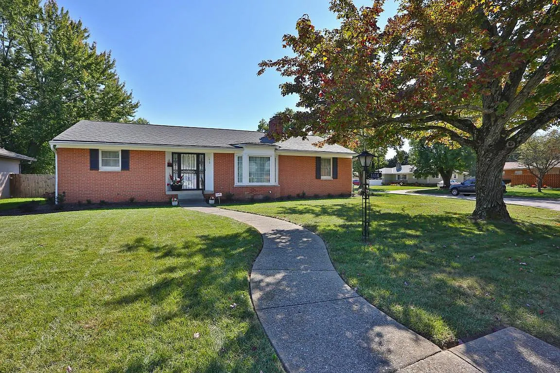 1414 Wakefield Ct W photo 1