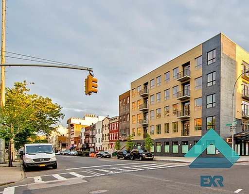 Rented by EXR | media 33