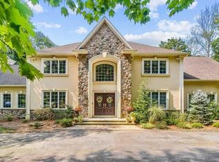 1 Lost Tree Ln, Ramsey, NJ 07446