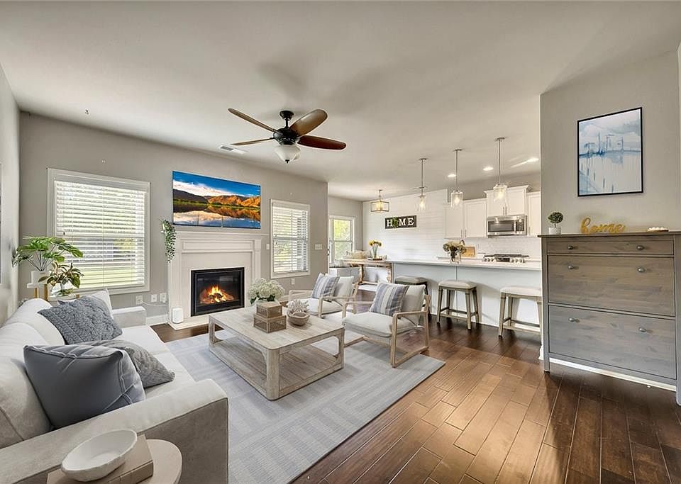 1st image of 151 Ironwood Trl