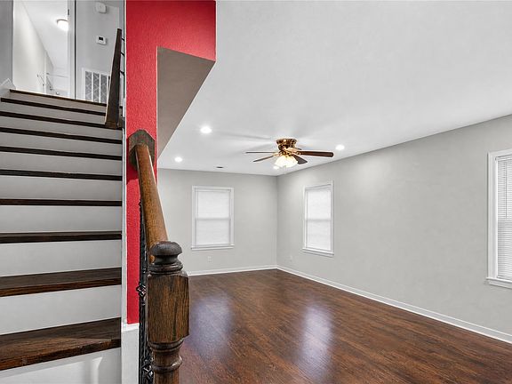 5th image of 6615 Beldart St