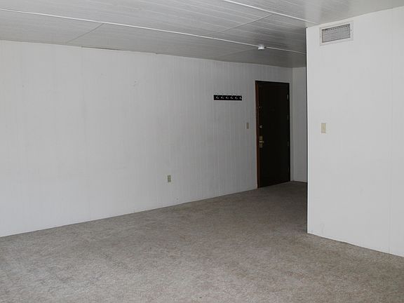 4th image of 1 Welty Ave