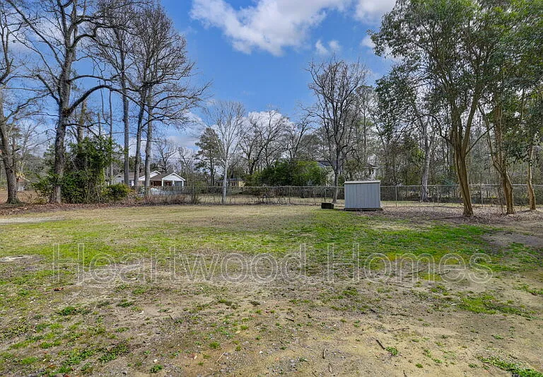 3300 Margrave Rd #B — Photo 23