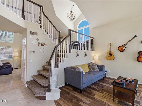 5th image of 3020 Willowbrook Ave