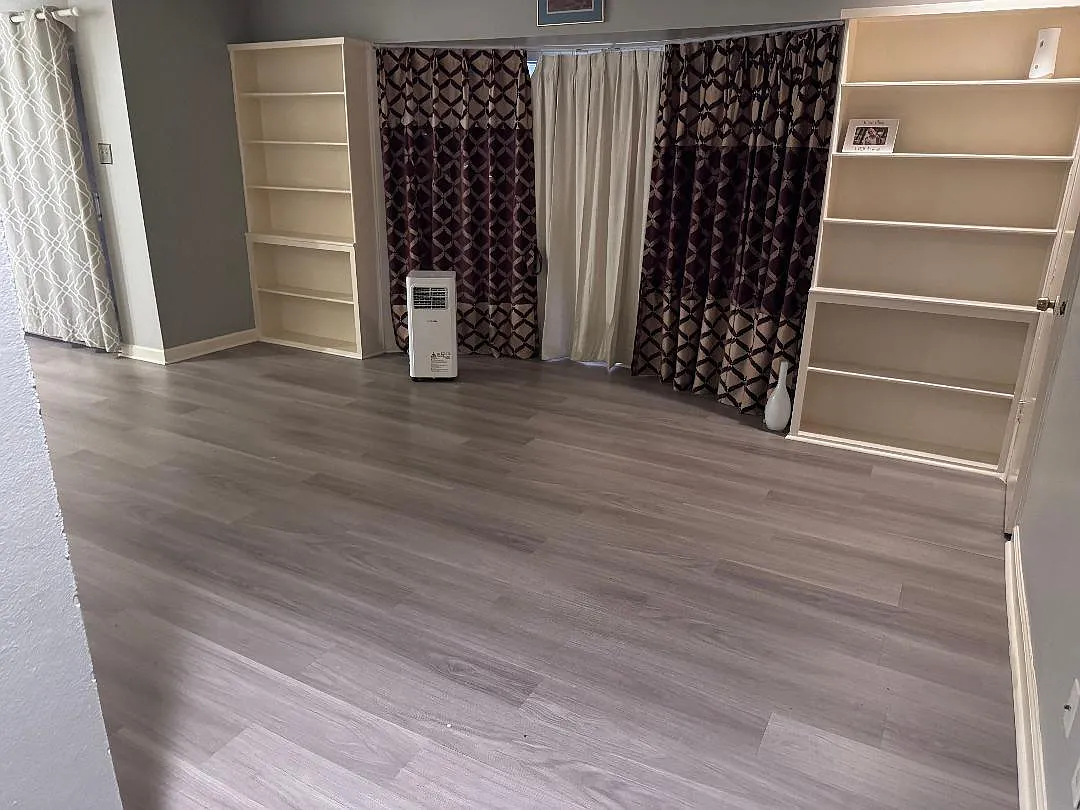 1 bed, 1.0 bath, 720 sqft, $990 — Photo 3
