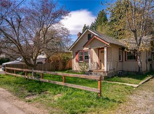 232 Pear Ln, Wenatchee, WA 98801