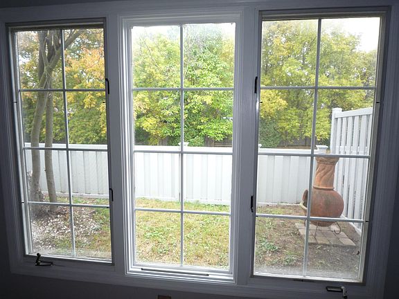 2nd image of 105 Maryland Rd