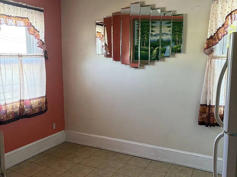 831 Castleton Ave #2 — Photo 9