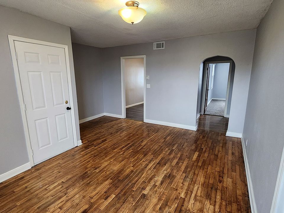 1st image of 1106 Gillette St #1110