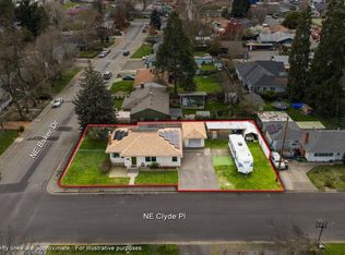 442 NE Baker Dr, Grants Pass, OR 97526