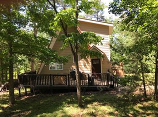 3 Breezy Point, Hartwell, GA 30643