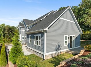 805 Naples Dr #2, Davidson, NC 28036