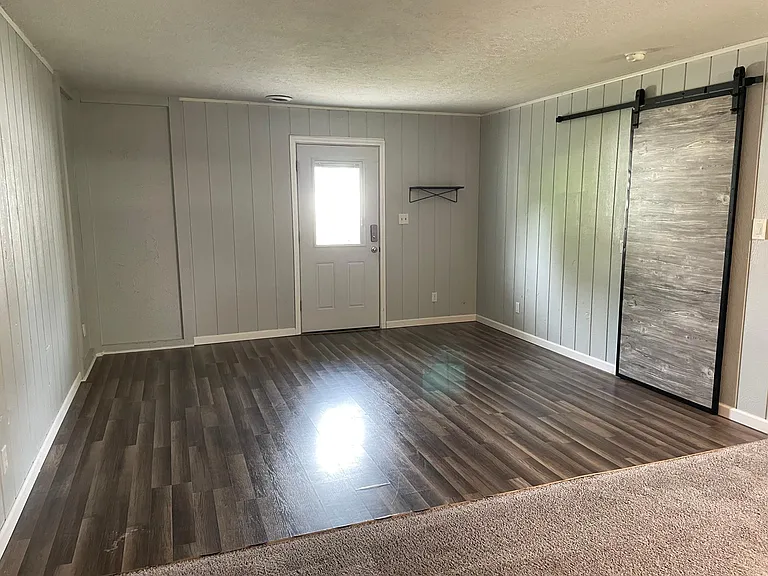 36250 Hazelwood St — Photo 13