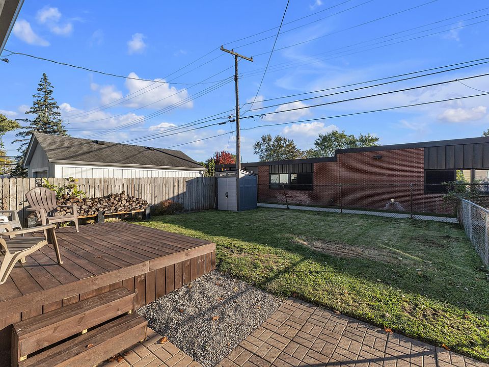 20008 Avalon St, photo 23