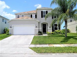 628 Carriage Lake Way, Vero Beach, FL 32968