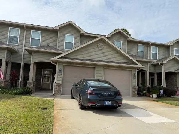 1835 Sound Haven Ct, Navarre, FL 32566