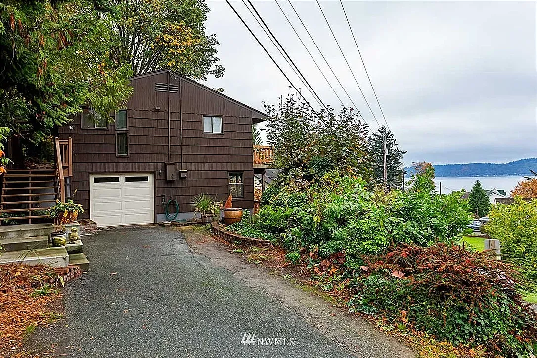 10 bed, 600 sqft, $1,900 — Photo 3