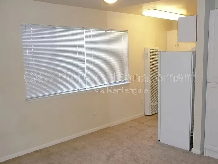 803 Laurel St #10 — Photo 3