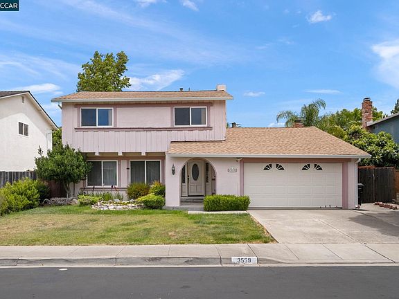 2nd image of 3559 Glacier Ct S