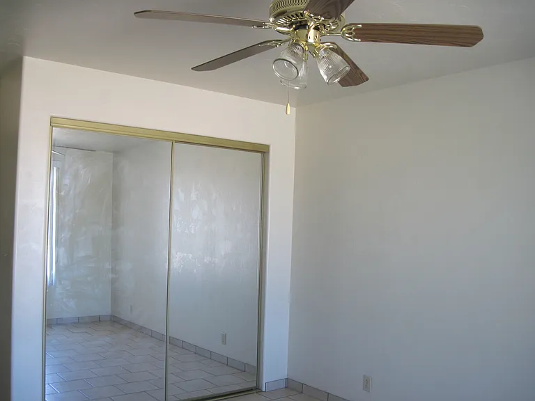 242 S Biddle Ave #C — Photo 4