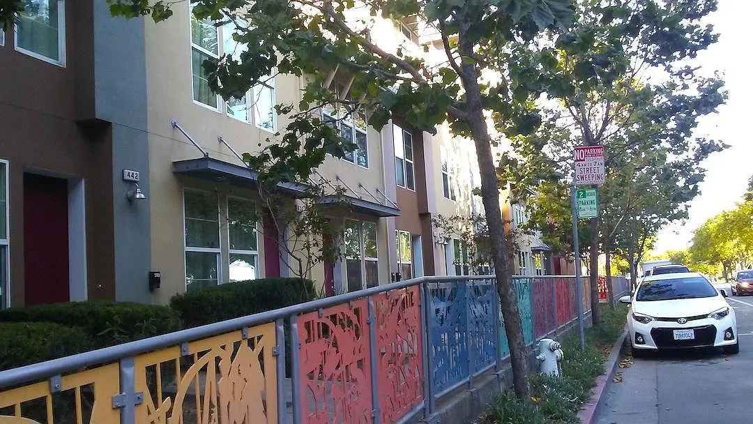 3 bed, 1497 sqft, $3,295 — Photo 3