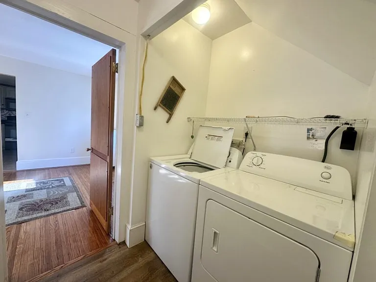 986 Ash St #101 — Photo 10