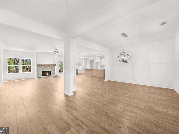 2nd image of 5355 Noah Rd