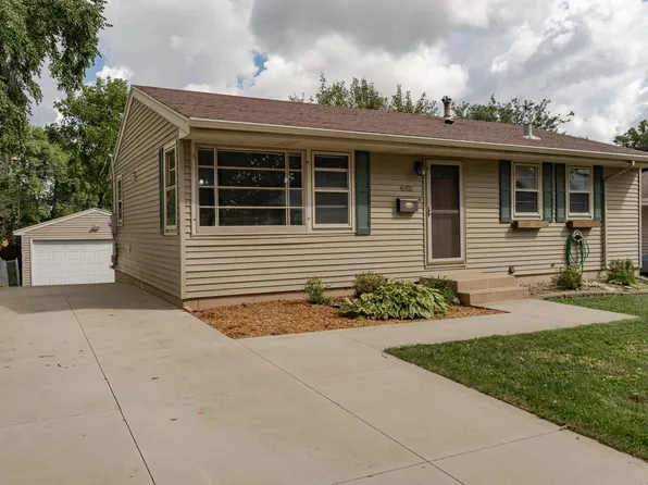 4003 7th Pl NW, Rochester, MN 55901