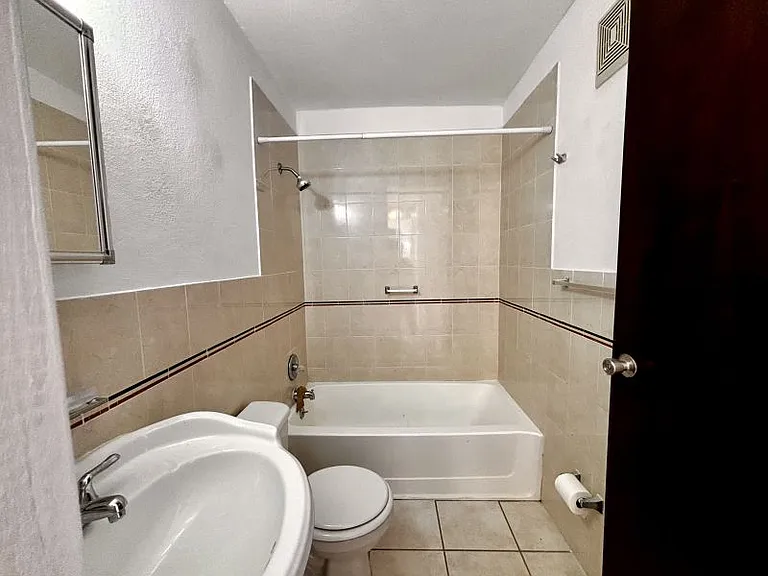 Cond La Loma Apto H-102 Nivel 1 Garden — Photo 4