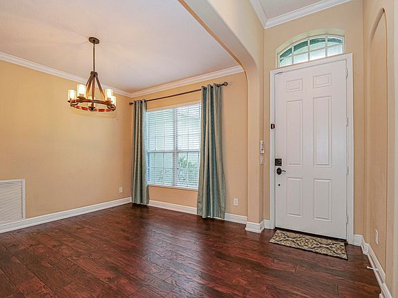 4th image of 1269 Scarlet Oak Circle