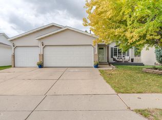 2526 Berkshire Dr, Bismarck, ND 58503