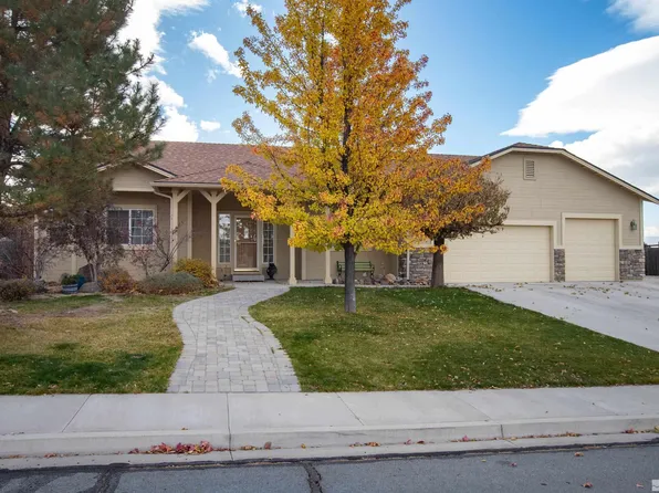 500 Hay Bale Dr, Sparks, NV 89441