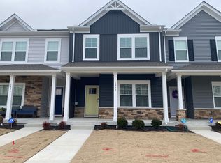 1527 Stanford Ln, Newport News, VA 23608