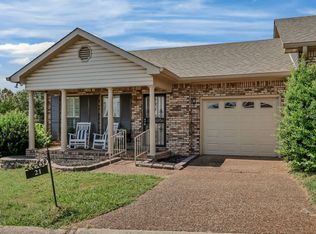 1818 Memorial Dr APT 21, Clarksville, TN 37043