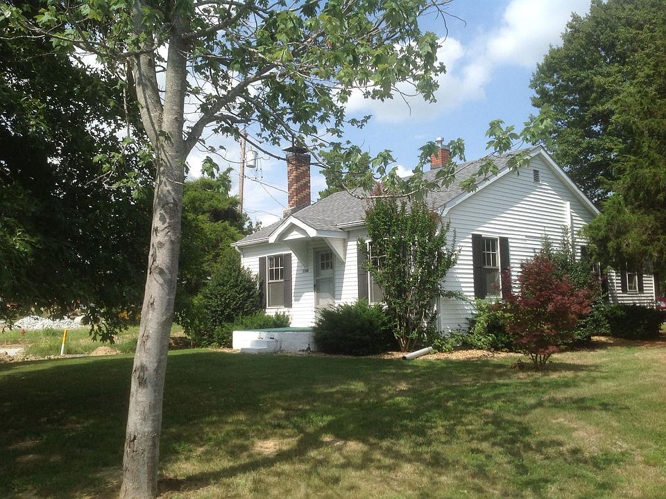 1st image of 1500 S Division St