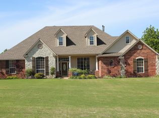 16585 Cobblestone Cir, Choctaw, OK 73020