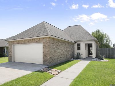 519 S Calvin Ave, Gonzales, LA, 70737