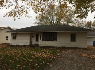 565 E Grove St, Sheldon, IL 60966