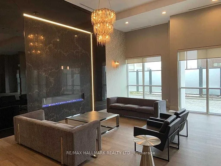 8 Trent Ave #615 — Photo 23