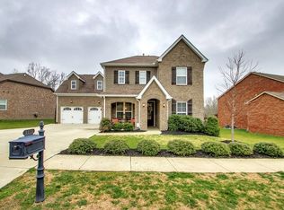 2210 Chaucer Park Ln, Thompsons Station, TN 37179