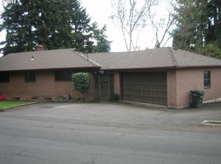 8420 SW Canyon Dr, Portland, OR 97225