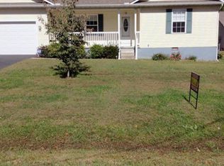 3215 Warpath Dr, Crossville, TN 38572