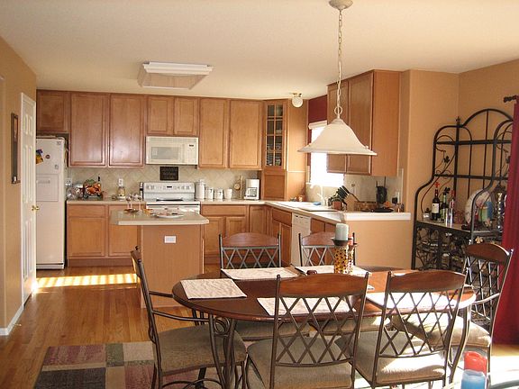 2nd image of 671 Shrubland Dr