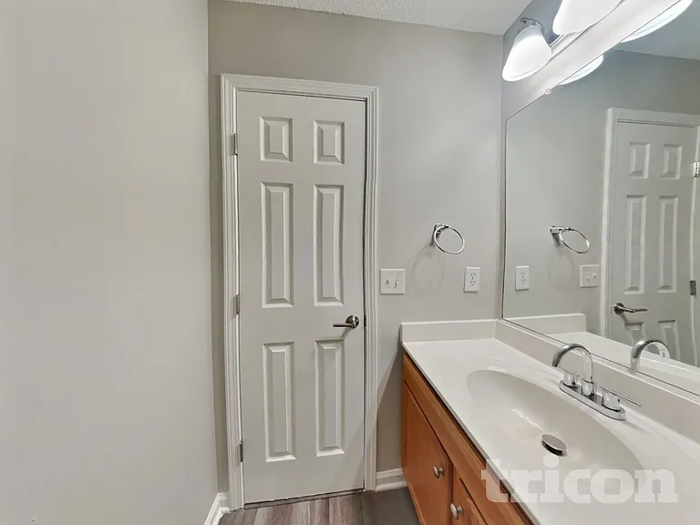 1709 Fern Hill Dr — Photo 9