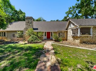 16055 Woodvale Rd, Encino, CA 91436