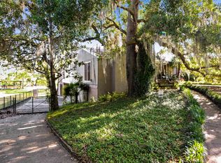 5248 N Shore Cir, Moss Point, MS 39563