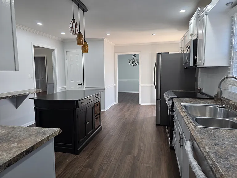 Renovated Spacious Kitchen with all New Appliances