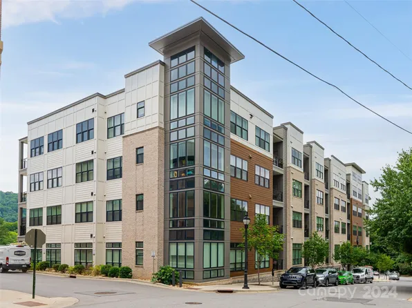 55 S Market St #515, Asheville, NC 28801