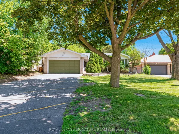 209 Burbank Dr, Toronto, ON M2K 1P5