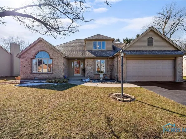 7319 Fox Ln, Holland, OH 43528